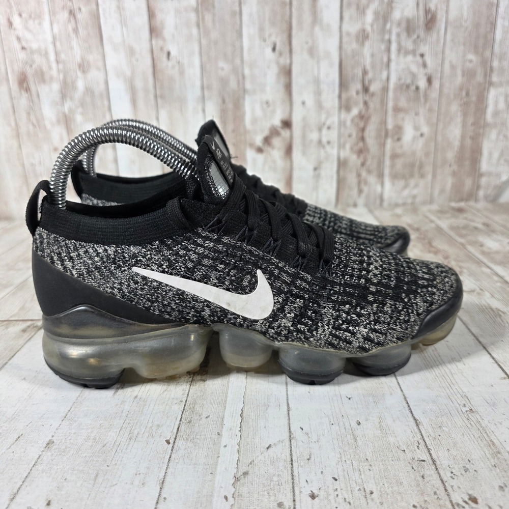 Nike Air VaporMax Flyknit 3 Black White Oreo AJ6910-001 Womens 7 Sneaker